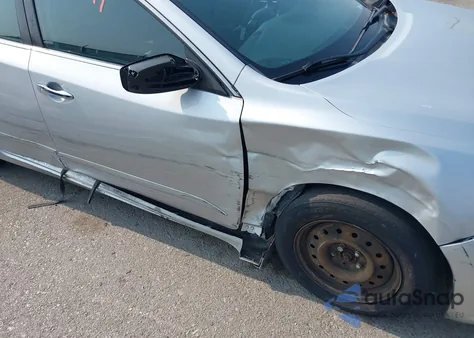 2017 Nissan Altima 2.5 S из США, поврежденный, VIN 1N4AL3AP4HC208441